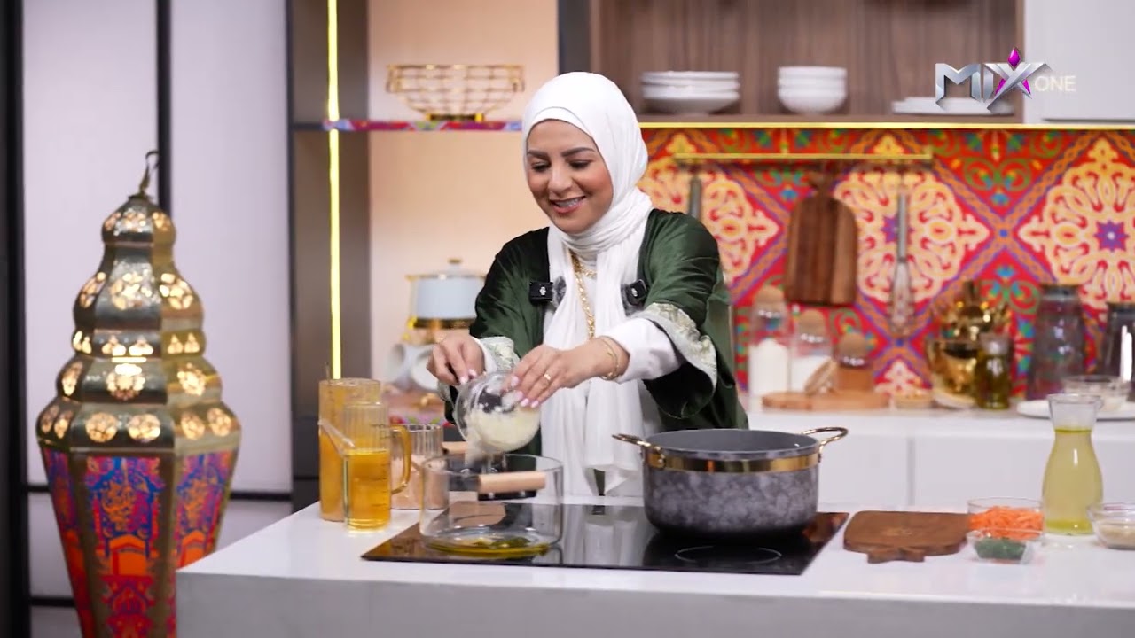 فطار تاني يوم رمضان.. فراخ محشية.. شوربة لسان عصفور وحلي ببلح الشام| حلقة 27