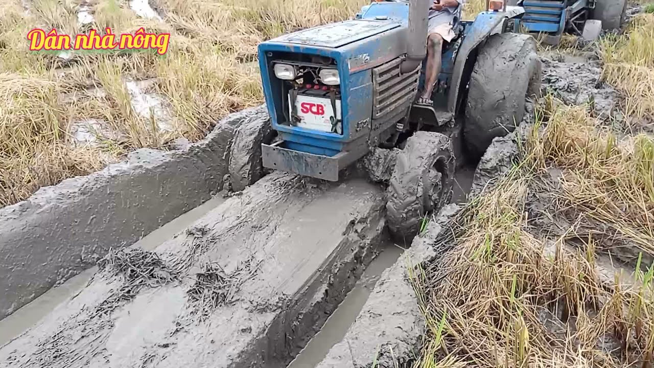 máy cày iseki 2100 giải cứu xe iseki 3910xa lầy