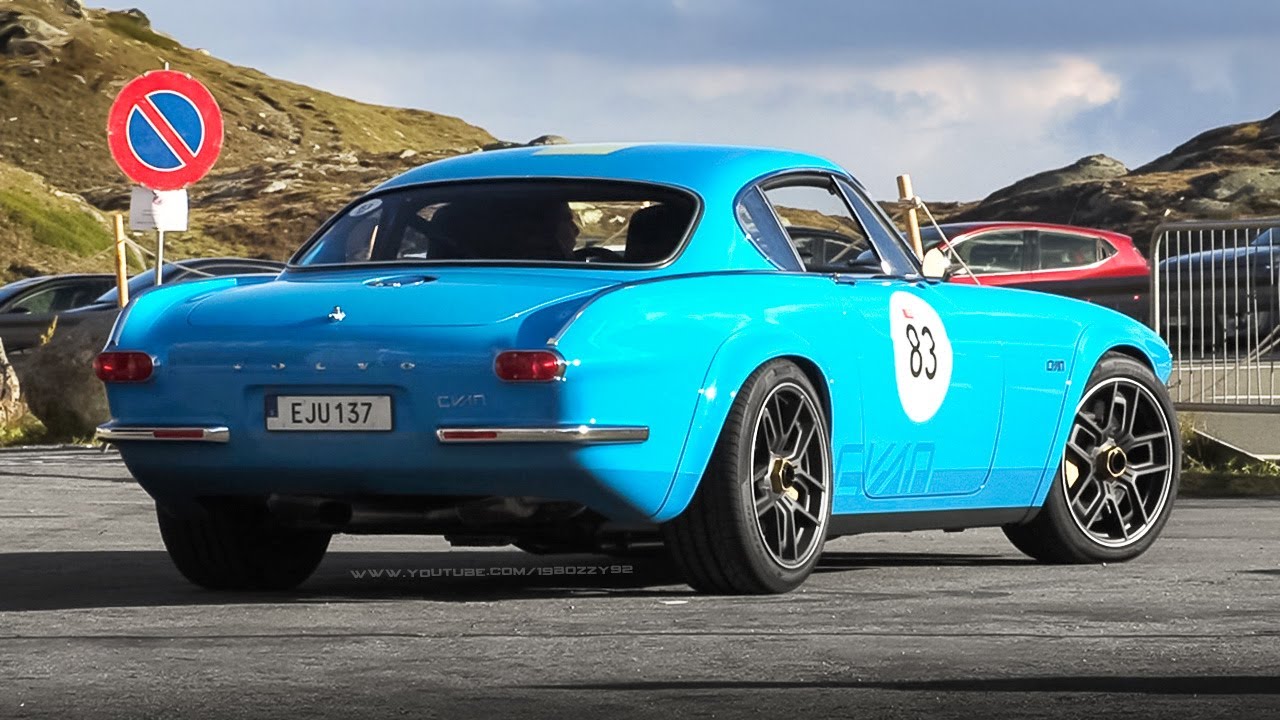 Volvo P1800 Cyan: 420hp/990Kg Restomod w/ 2.0L 4-Cylinder Turbo Engine - Accelerations & Sound!