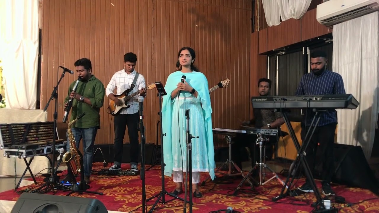 അങ്ങേപ്പോലെൻ ദൈവമെ || Angeppolen daivame| LIVE| ft. Samson| Gladson| Jijin| Biju|  Karishma