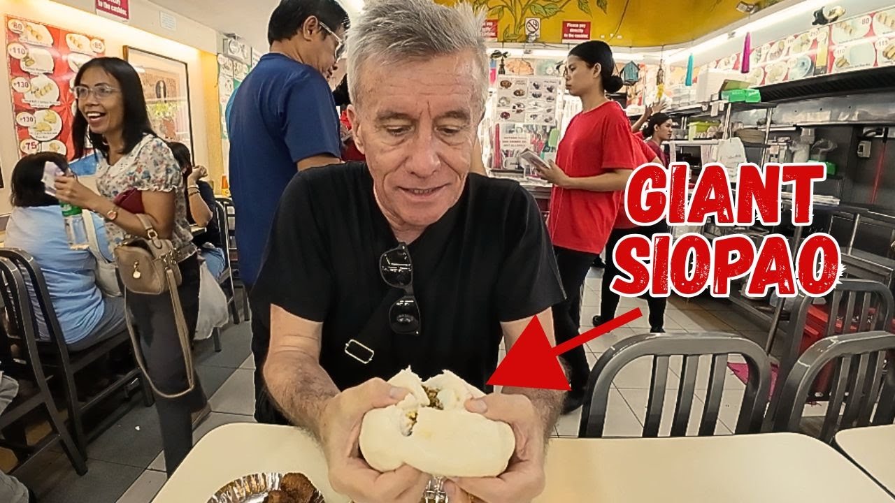 Famous Food ILOILO Pancit Molo and Roberto's Siopao