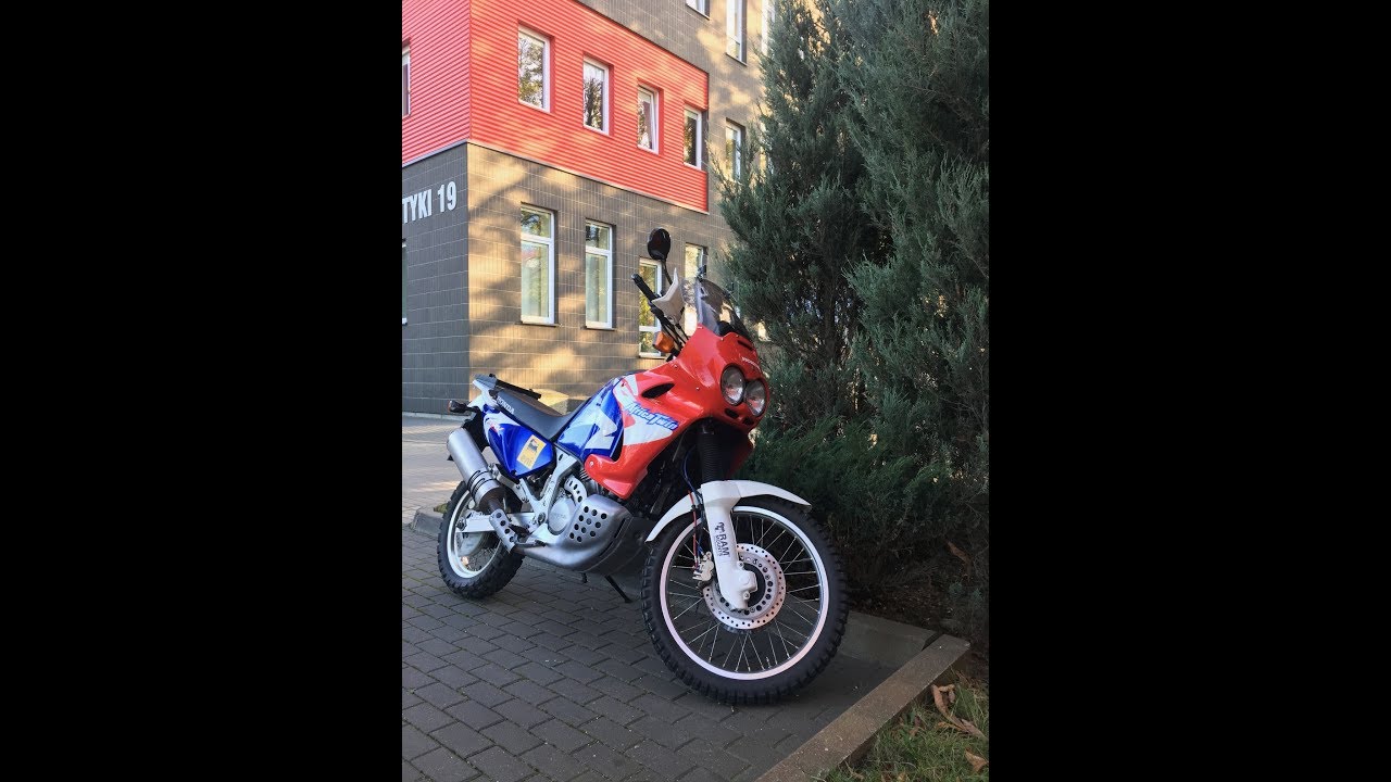 Wymiana płynu hamulcowego w motocyklu.