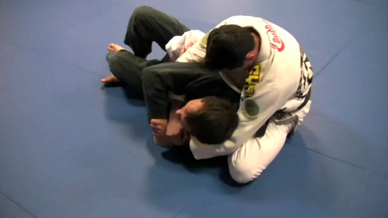 Caio Terra: Taking The Back From Half-Guard Technique