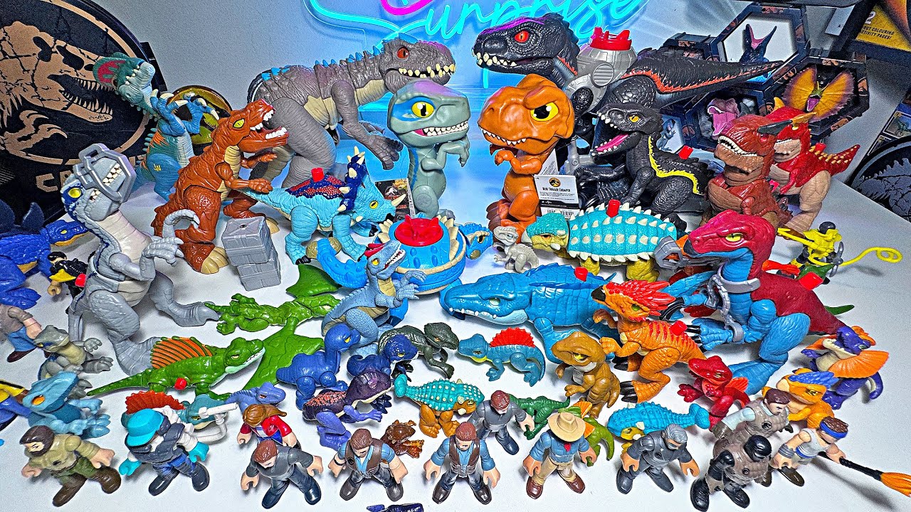 Cleaning my Jurassic World Imaginext Dinosaur Toys!