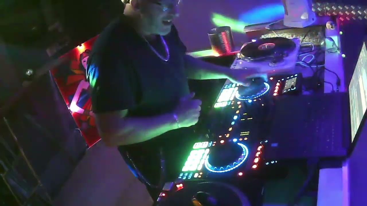HERR BÄR     HardTechno On Xmas