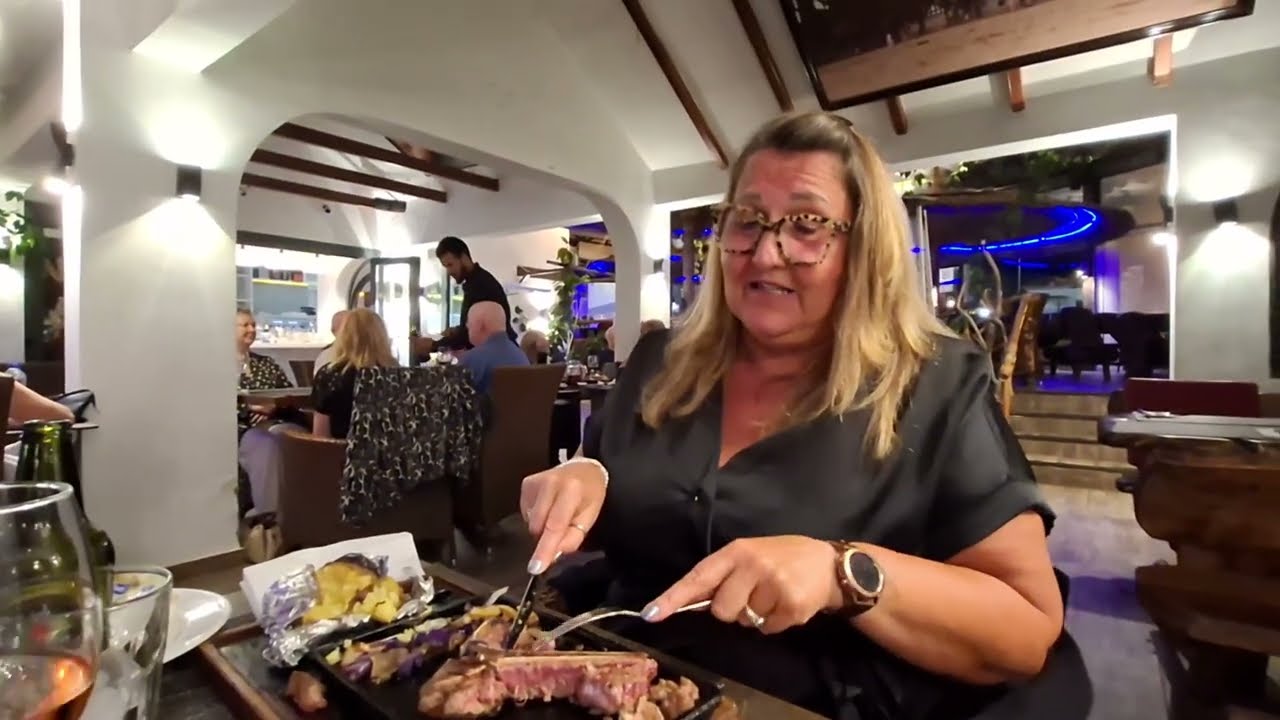 Caleta de fuste, Steakhouse Review with Helen...BUT !!....
