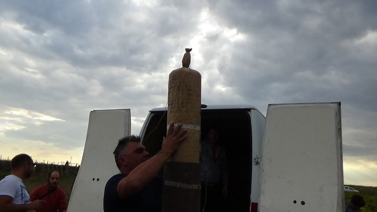 Adelfia, 1 Ottobre 2018| Lancio di una bomba della ditta 