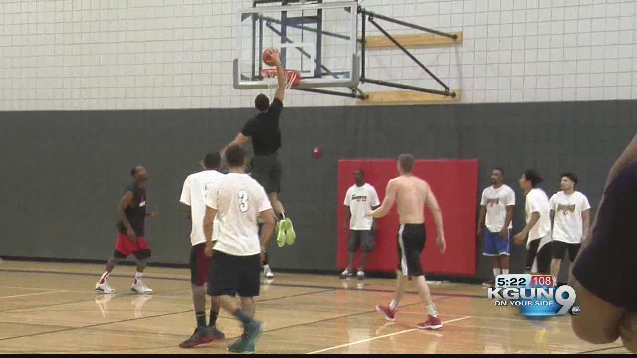 New semi-pro hoops team Tucson Buckets holds tryout
