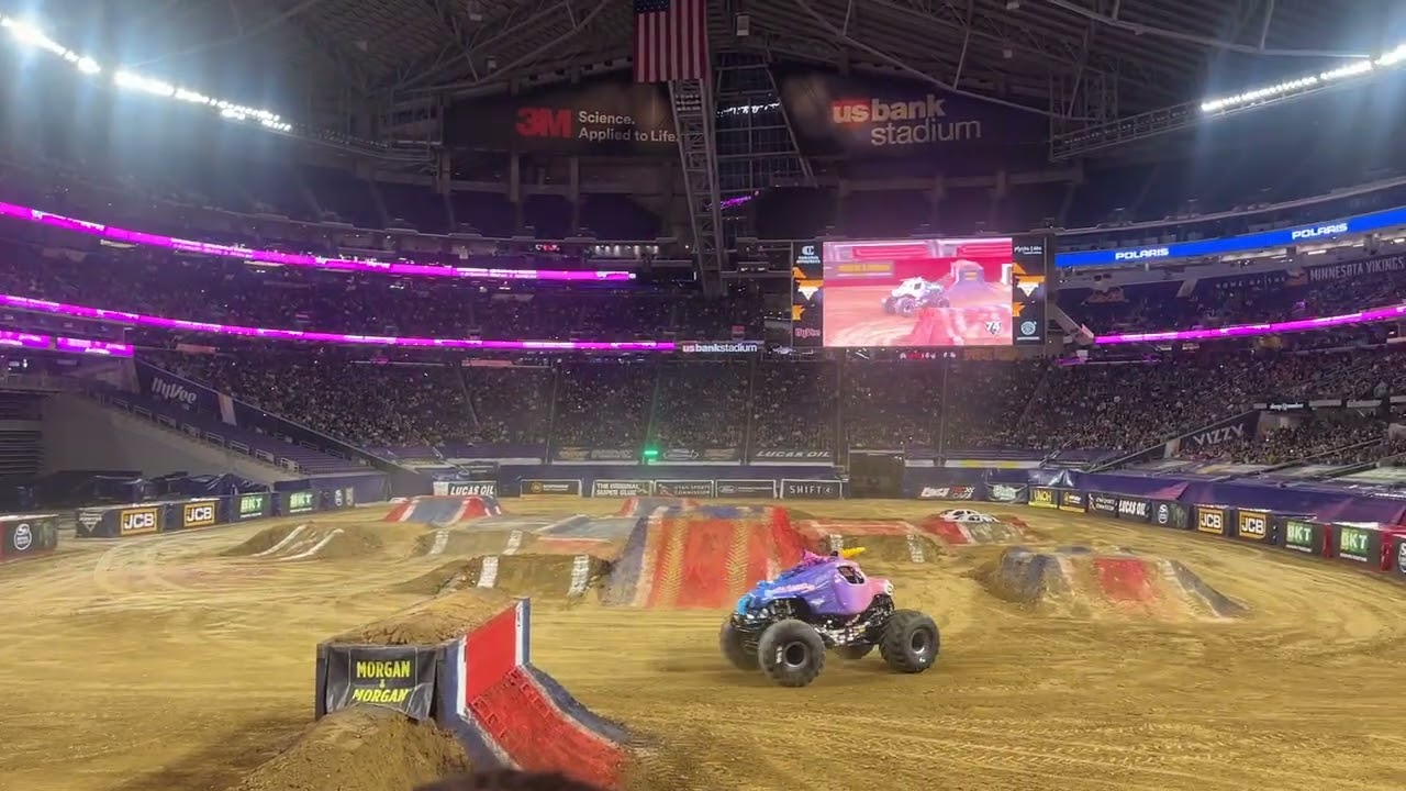 Sparkle Smash Freestyle Monster Jam Minneapolis Show 1 2026
