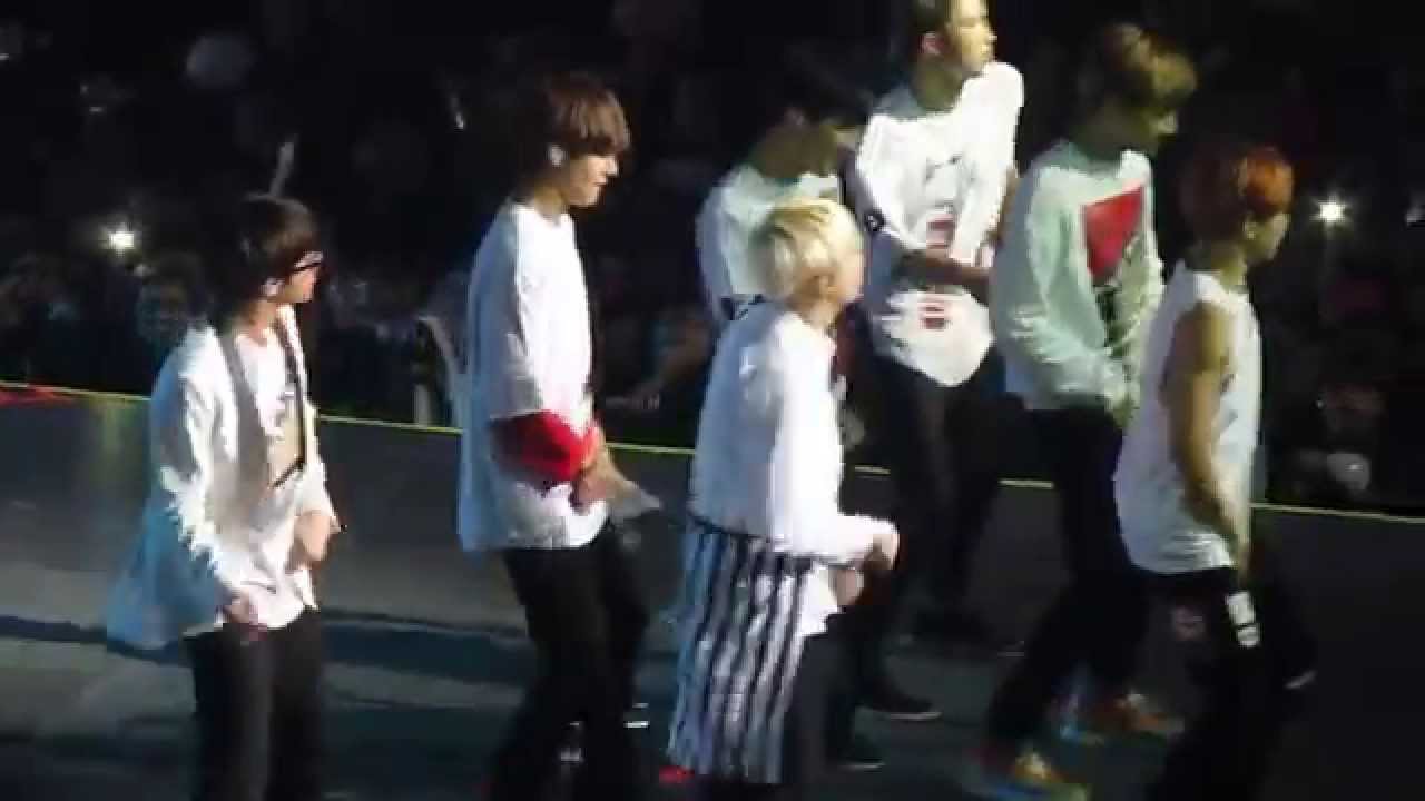 BTS en Chile - I like It  (The Red Bullet Tour in Santiago) 2015 08 02 FANCAM HD