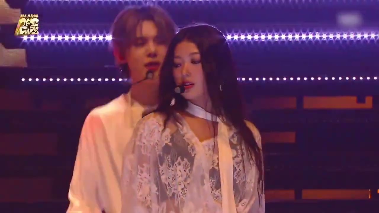 Club Stage Yunche and Yunjun with the song LMTY