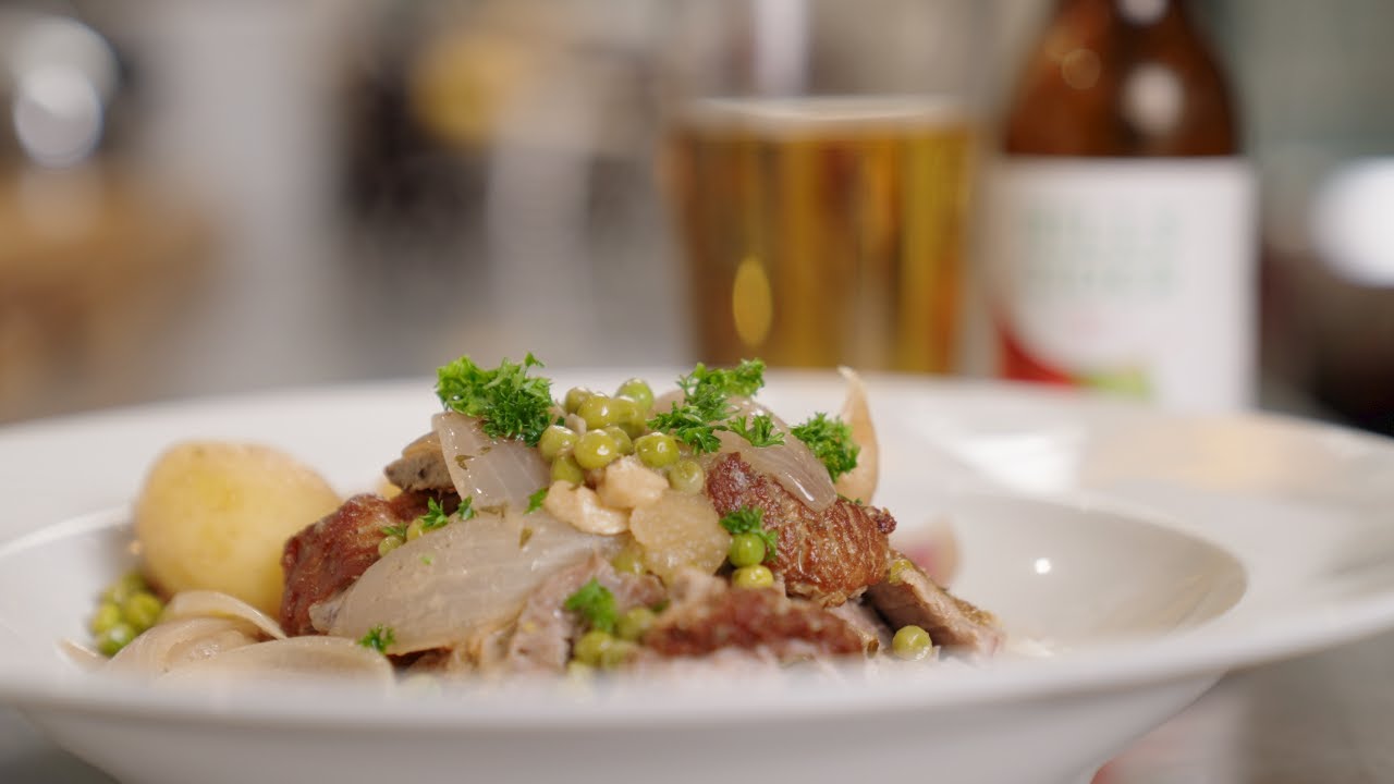 SLOW ROASTED PORK WITH APPLE CIDER
