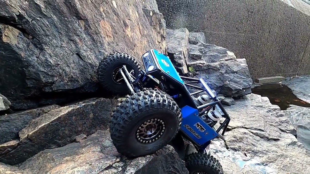 A couple new climbs at the dam with the Capra. 