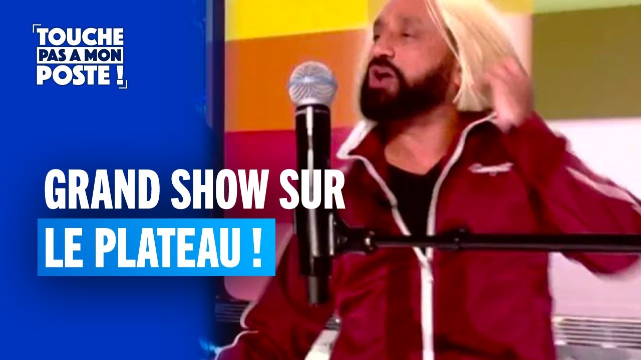 Cyril Hanouna reprend les chansons favorites des chroniqueurs au piano !