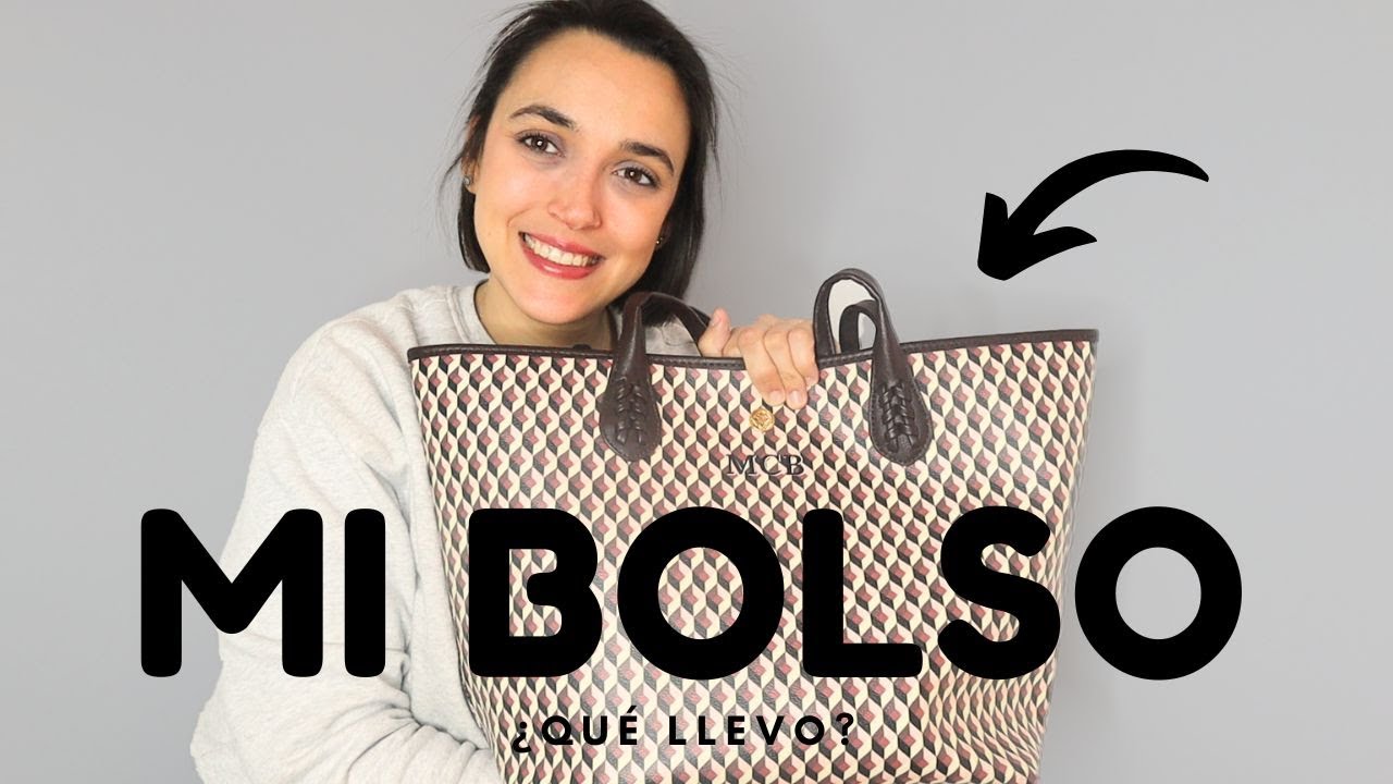 Te enseño TODO lo que LLEVO en MI BOLSO 👜 @iJustMaria