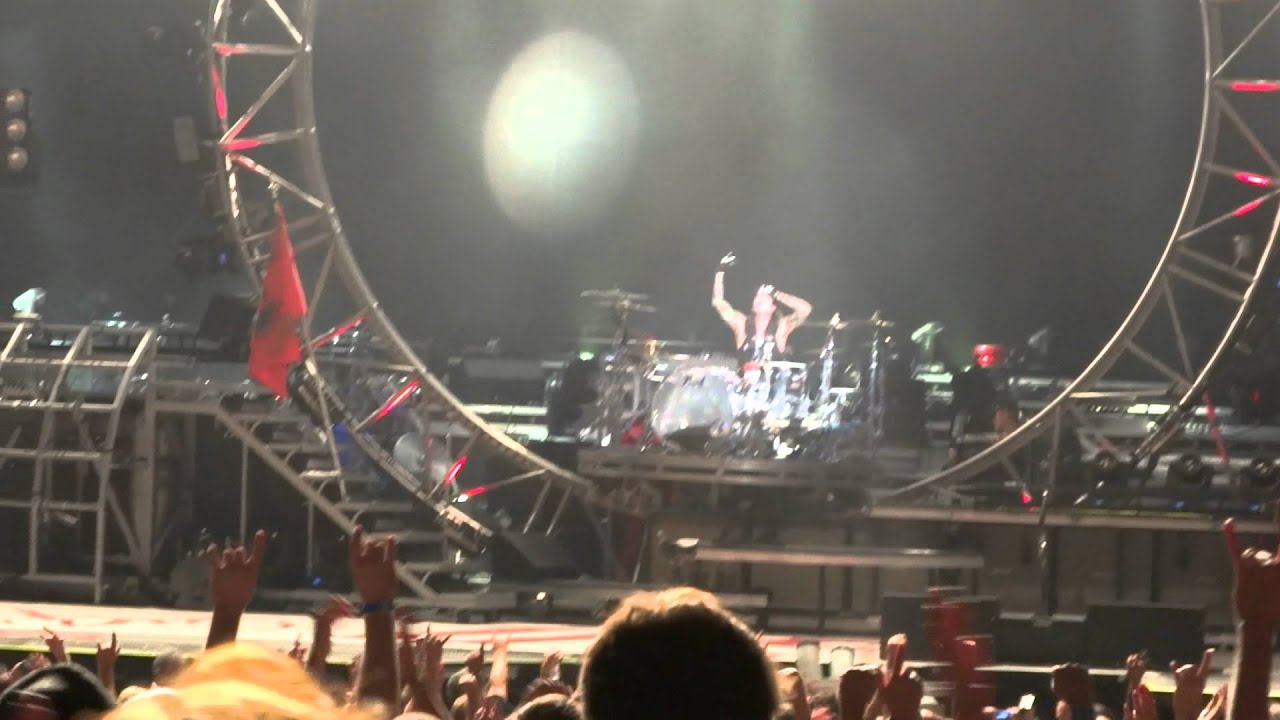MOTLEY CRUE - TOMMY LEE DRUM SOLO - Jiffy Lube Live, Bristow, VA - 7/20/12