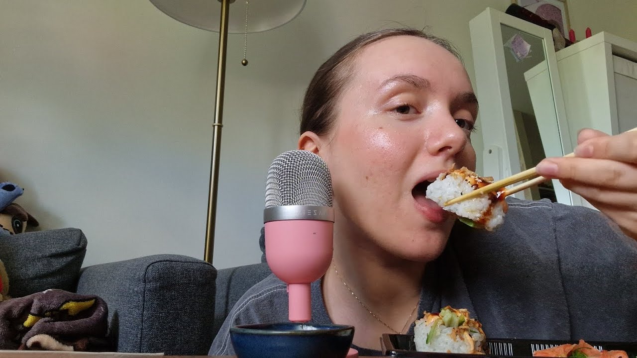 ASMR|| Sushi mukbang🍣