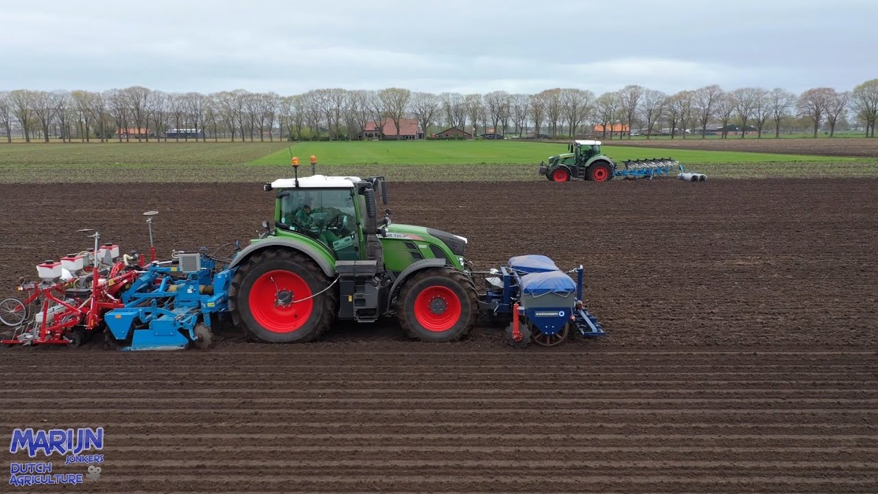 Ploughing and sowing carrots | Fendt 720 + Fendt 828 | Ploegen en wortels zaaien | Van Rijsingen