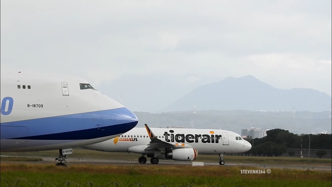 讓我先飛~小蝦米對大鯨魚。虎航A320插隊華航B747客機~BOEING 747 vs. Tigerair Taiwan Airbus A320 - LET ME TAKEOFF FIRST (4K)