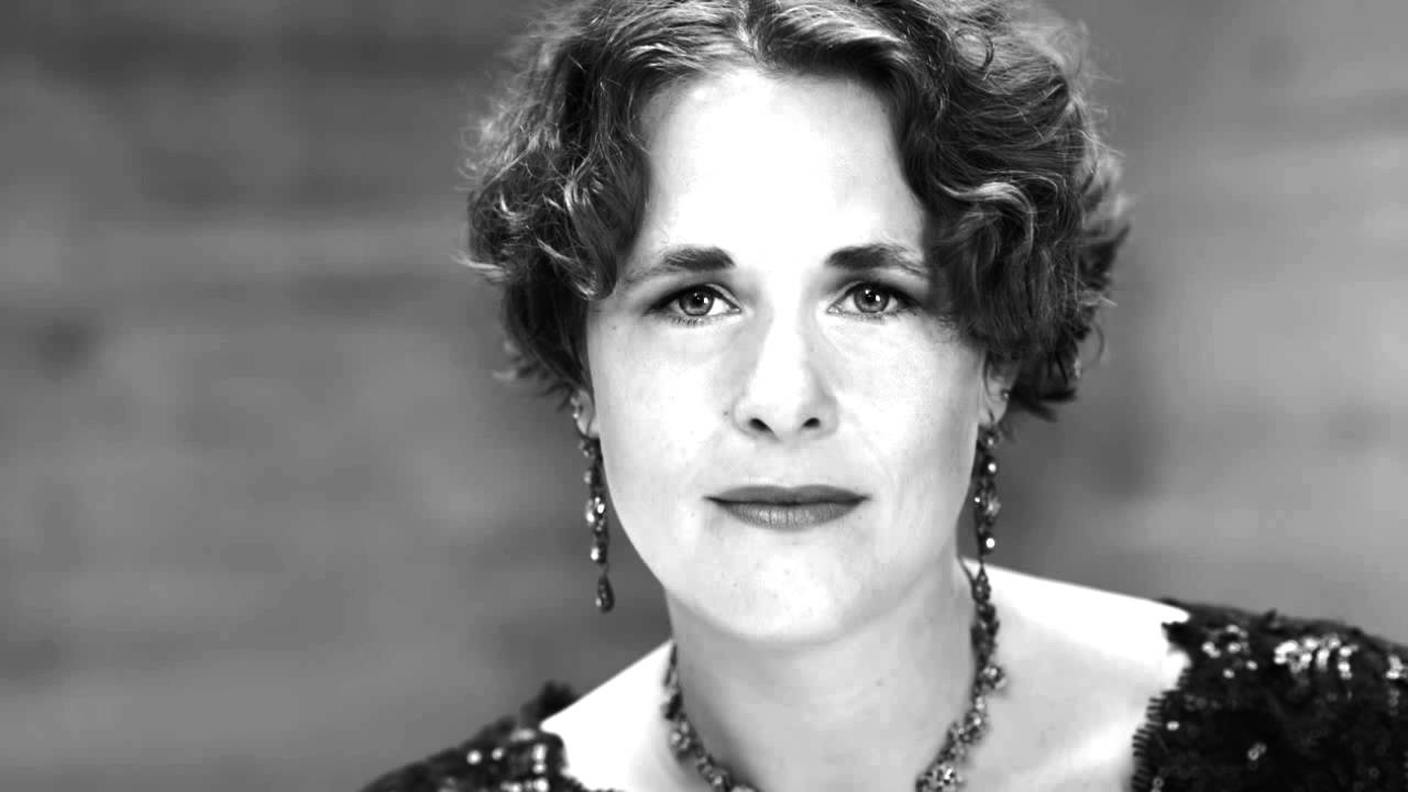 Marianne Beate Kielland sings Våren (Last Spring) by Grieg