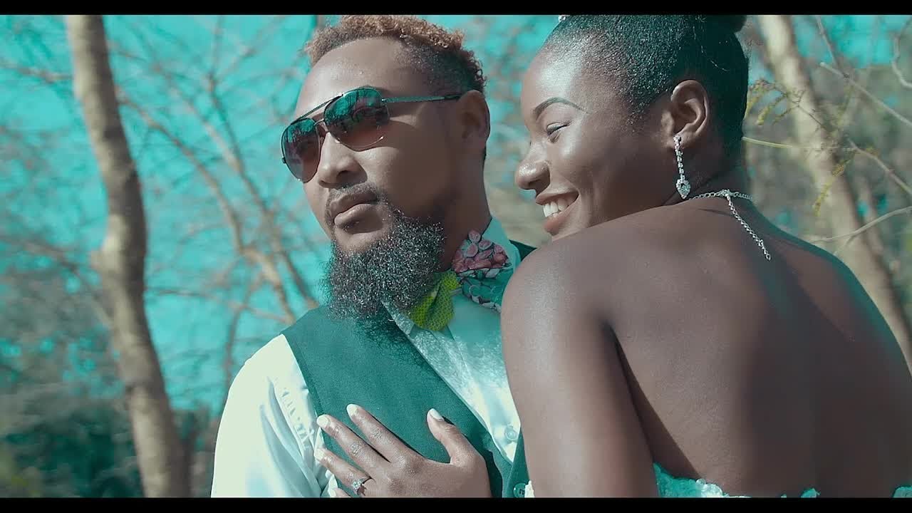 Roberto - Dear Lavu (Official Video)