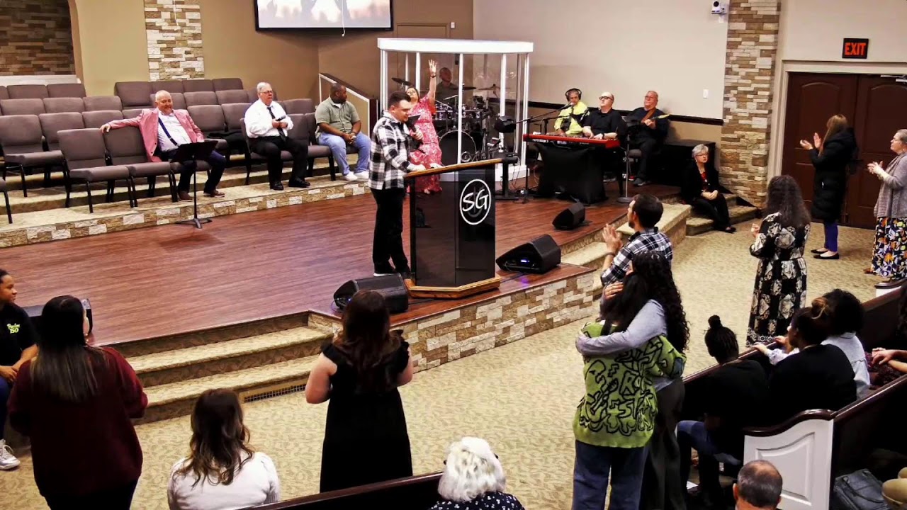 Sunday Ecvening Worship with Pastor Brad & Candon Stevens 