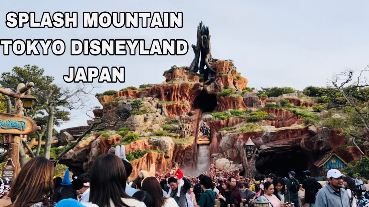 SPLASH MOUNTAIN RIDES // DISNEYLAND TOKYO JAPAN // JAPAN TRAVEL VLOG