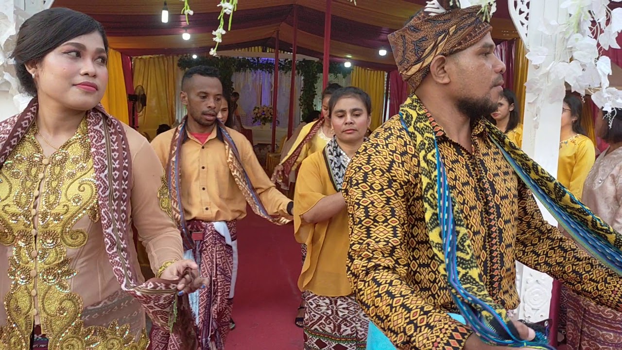 Tarian Amarasi, Penyambutan Kedua Mempelai