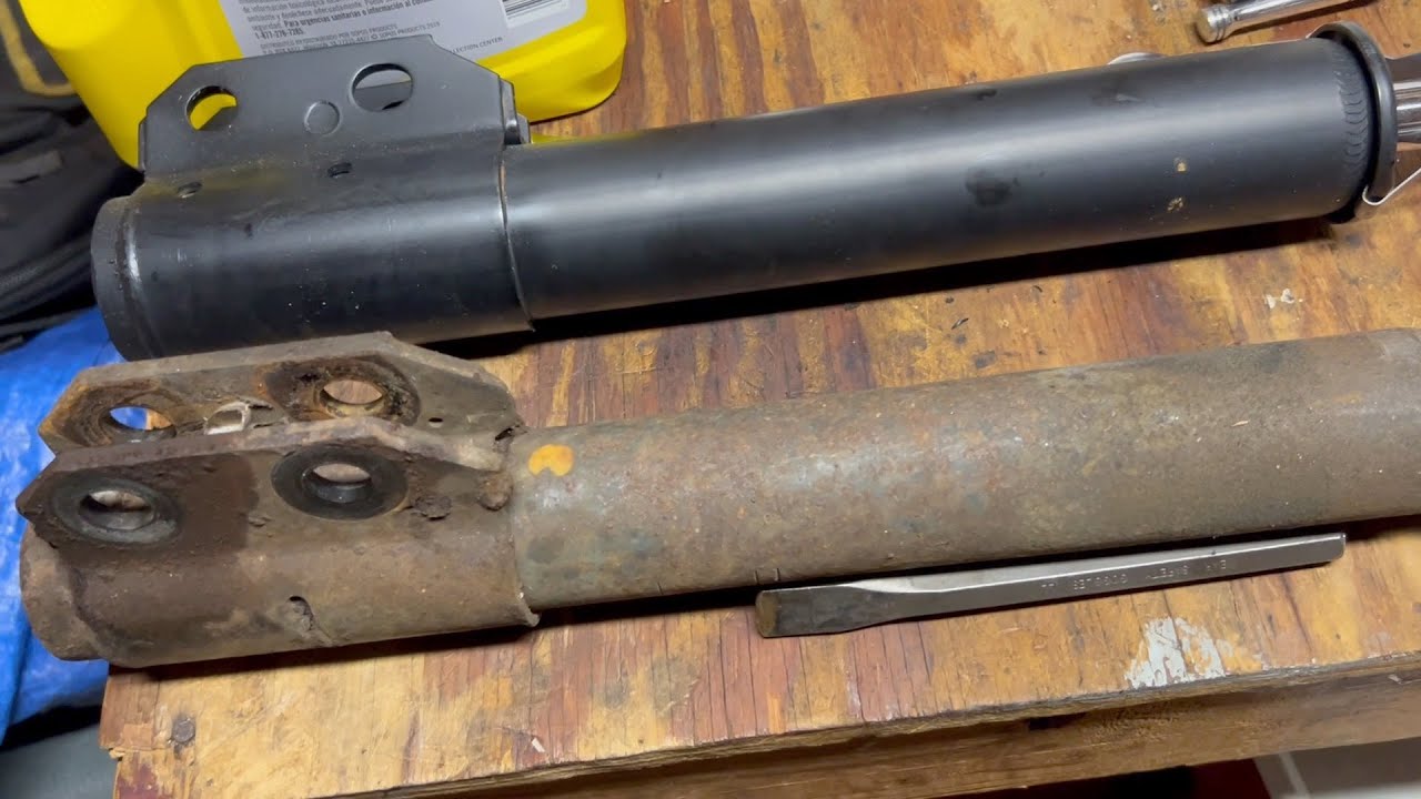 1995 Mustang GT Replace Front Shocks