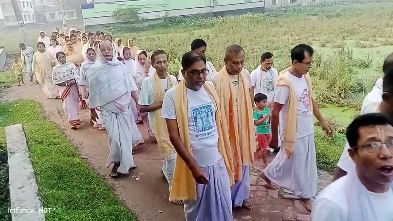 সনাতন ভক্ত সংঘ নগর কীর্তন নাটাইপাড়া বউ বাজার বগুড়া 20 7 1432