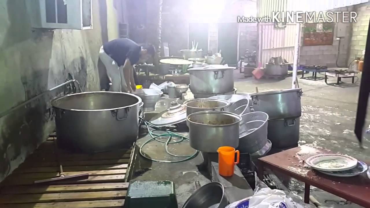 تجيهيز الوجبات بحسينية الأمام الحسين بسيهات الخصاب