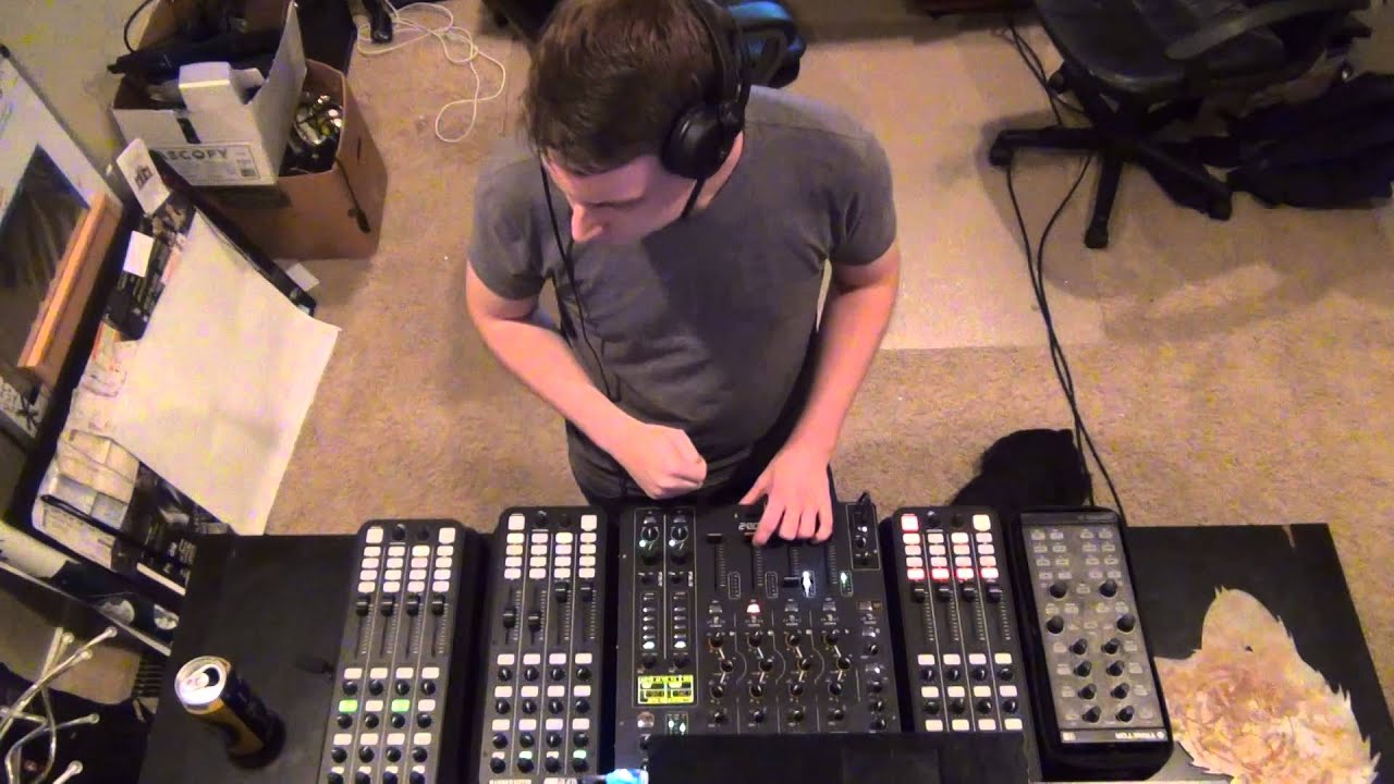 Tech House Mix: Mike Louth - Forte 005