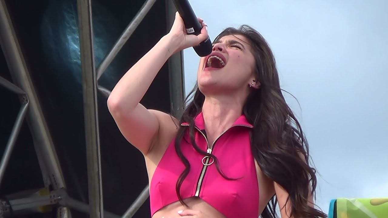 Anne Curtis at the 'Barrio Fiesta Sa London 2019' (Original Footage) [Video 3 of 3]