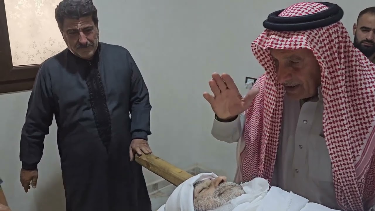 كليدو . صديق والد مقرب  قضينى نزوح سوى في حلهي ومره
