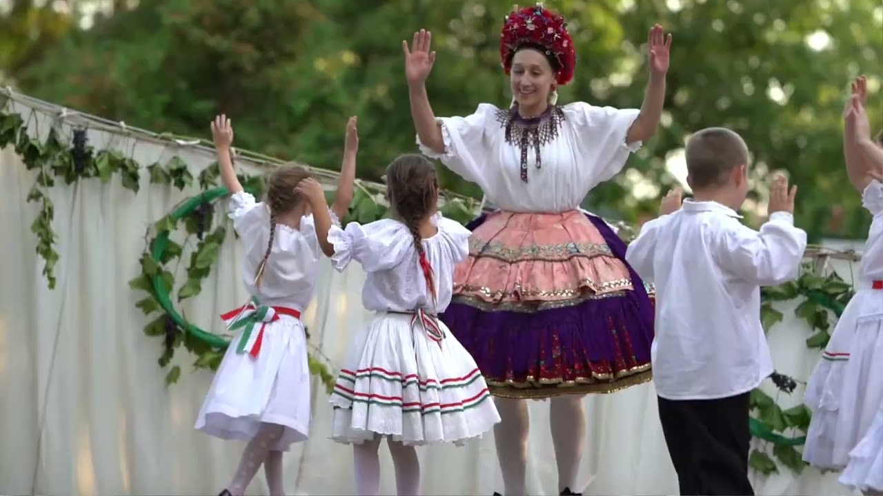 Szüreti mulatság Őcsény 2025