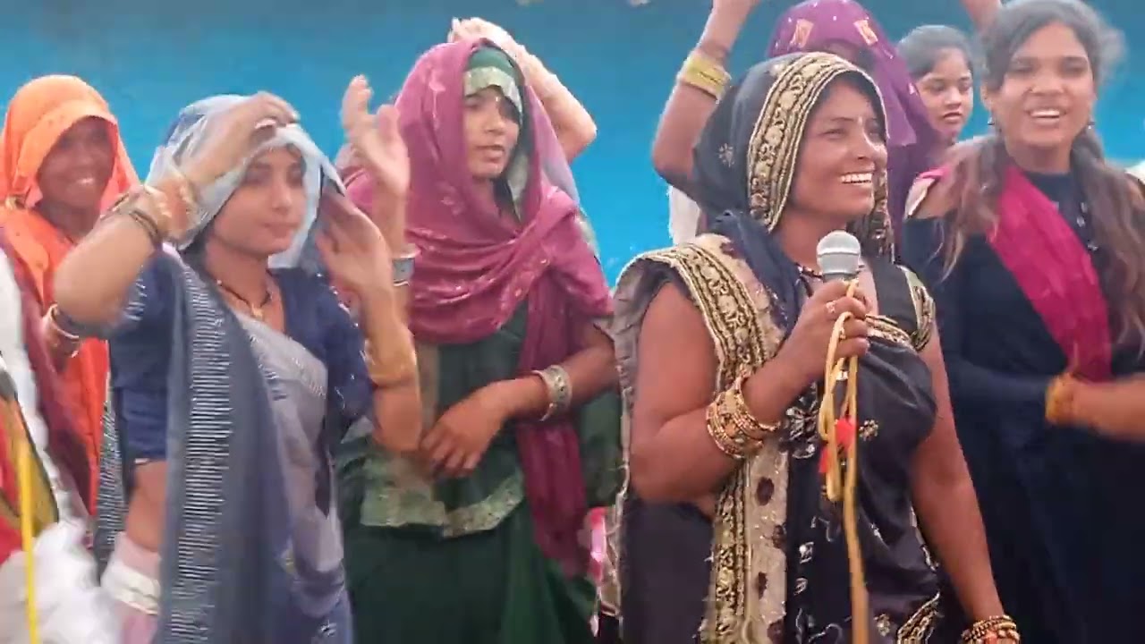 रात भरे खे आई मोरी समधन टॉवल यादव एवं सुम्मा बाई ठाकुर के द्वारा शानदार प्रस्तुति