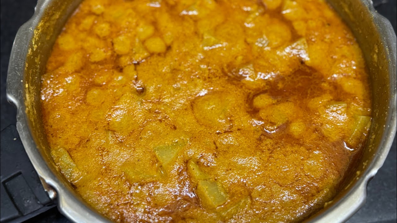 Healthy Breakfast with Elaiti Baigan | Special Brinjal Recipe for Morning