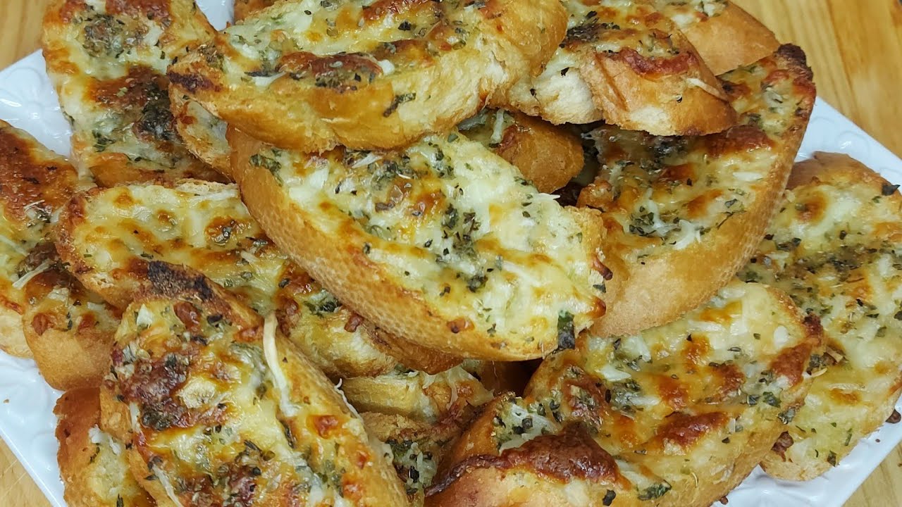 عندكم باكيط أو خبز بايت❓تعالو نحضرو أحلى 👌خبز بالثوم والفرماج والمذاق رهيب 😋