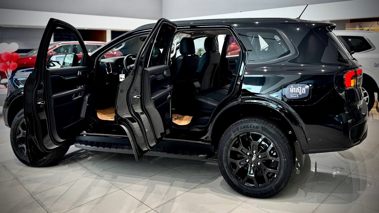 2026 Ford Everest SPORT : 7Seats Luxury SUV | Absolute Black