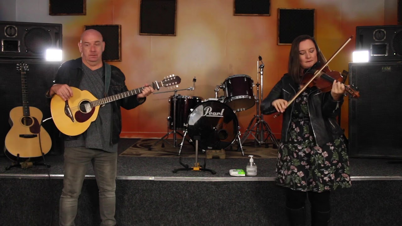 Norwegian Set - Fiona Cuthill and Stevie Lawrence