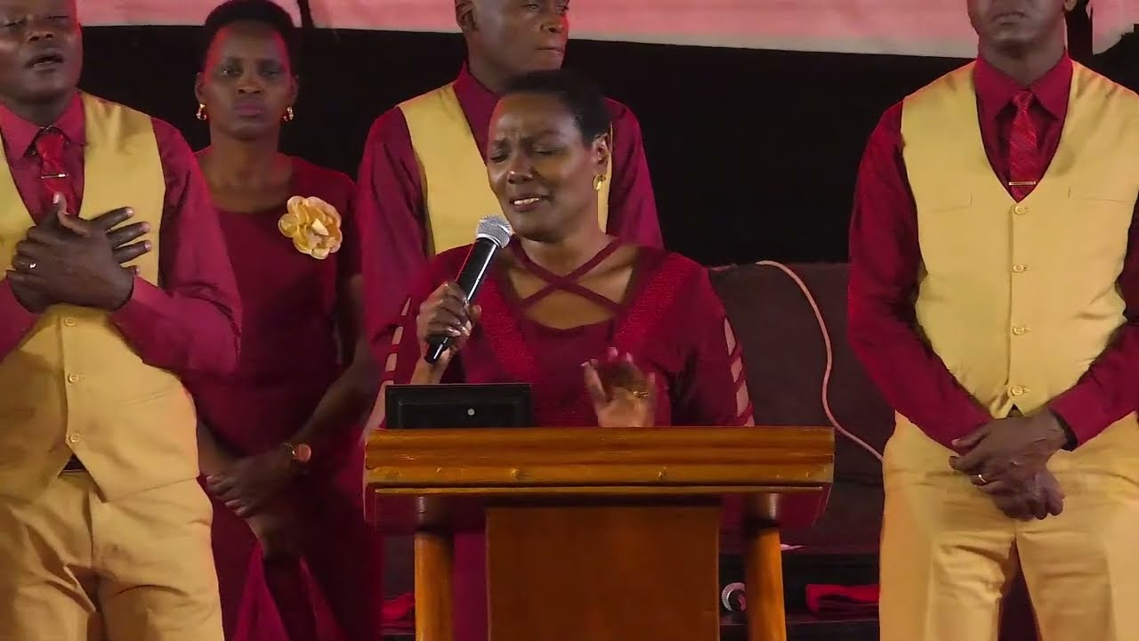 Tuesday Worship Moments Live with Dr. Sarah K & Shachah team {17th Jan 2023}