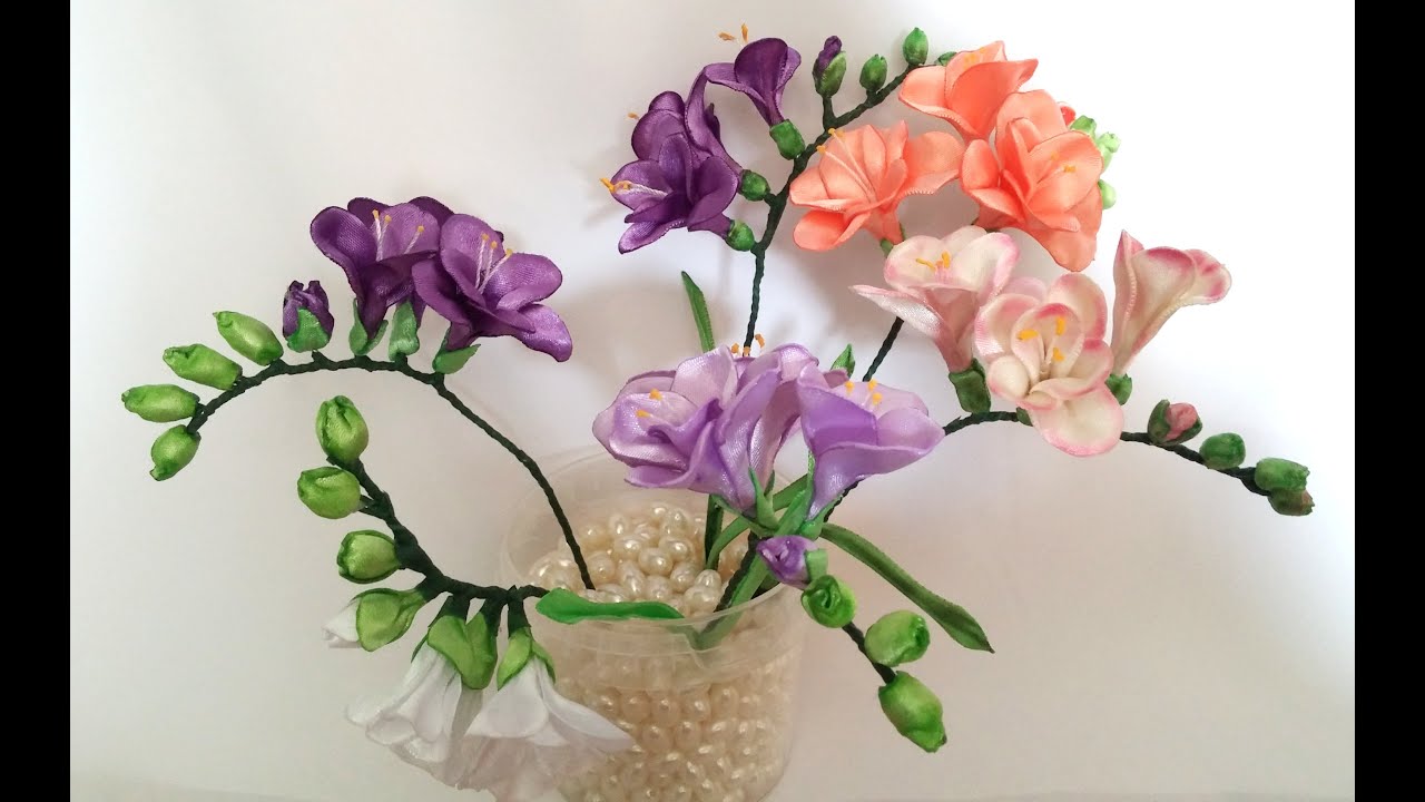 Ribbon flowers: freesia of satin ribbons/tutorial/Цветы из лент: Фрезия. МК