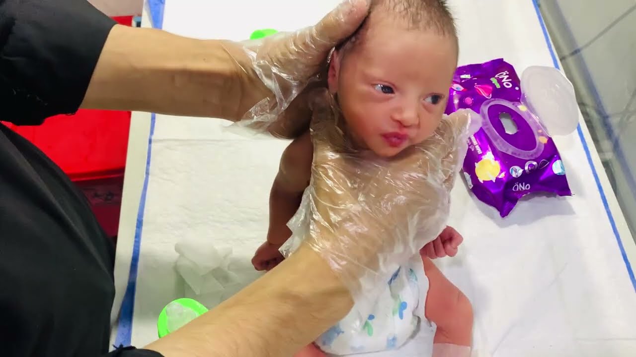 Newborn Baby Gets Excited for His Milk 🍼❤️ | Cute Baby Moment