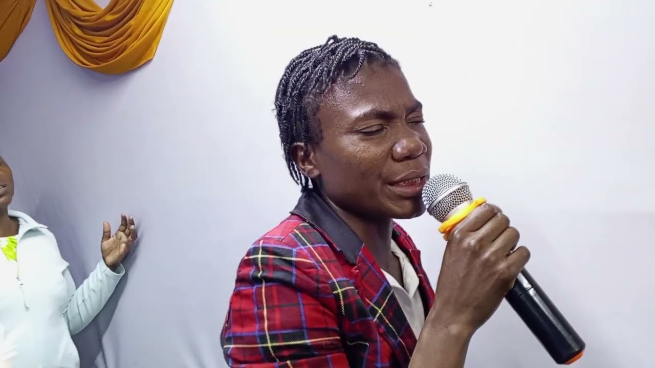 UWEPO WA MUNGU WORSHIP BY EV CALEB RESTORER +254724166094