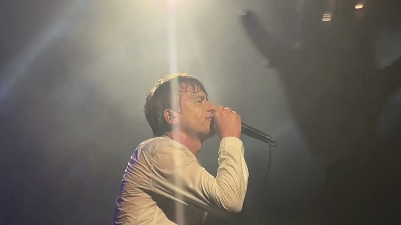 Suede ~ Asphalt World, Mountford Hall, Liverpool,6.2.26.