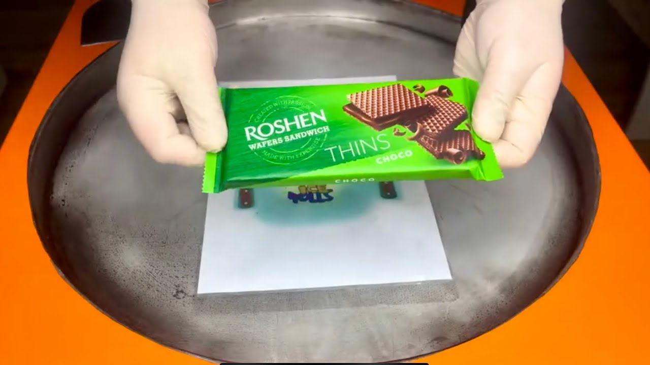Waffles Delicious Delights: Roshen Wafers Ice Cream Rolls ASMR - A Crispy and Creamy Sensory Journey