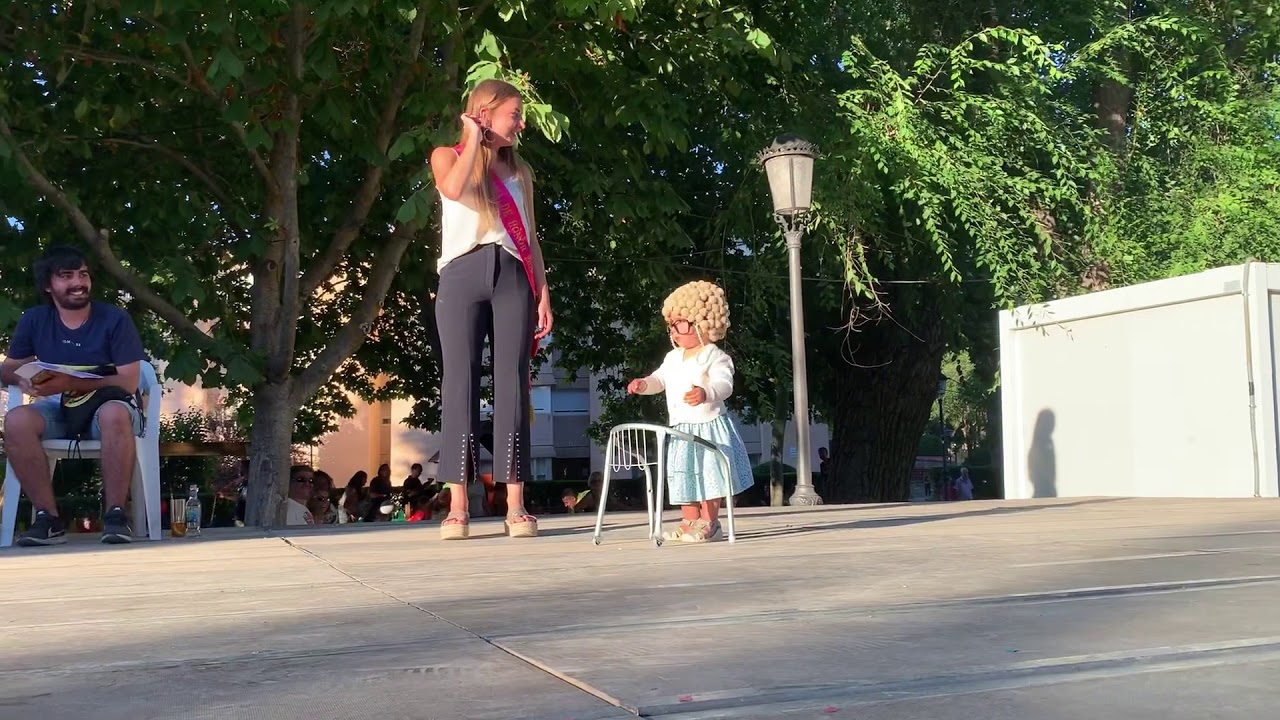 Disfraces Infantiles 2019. Abuelos