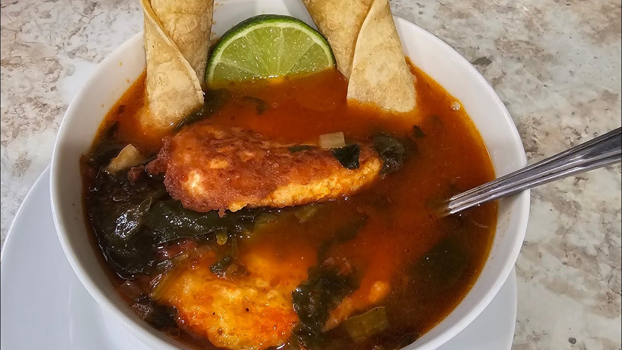 Ideas para comer Nopales y Espinacas en un delicioso Caldito con tortitas de Queso 