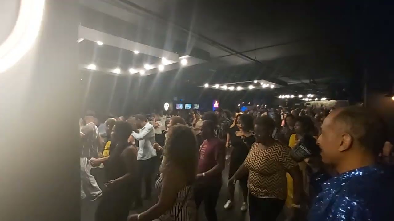 Baile Black Na Neo Química Arena toda Sexta no Fielzone!