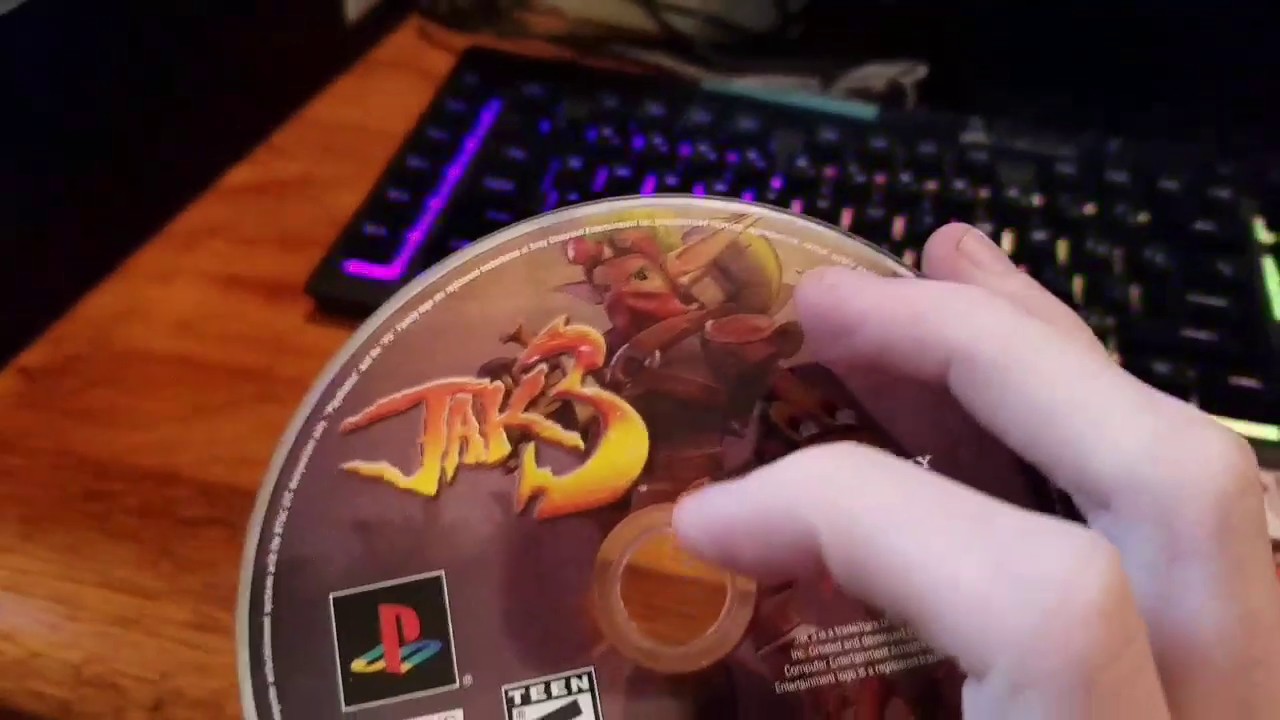 What happens if you put a foreign disc in a PC?